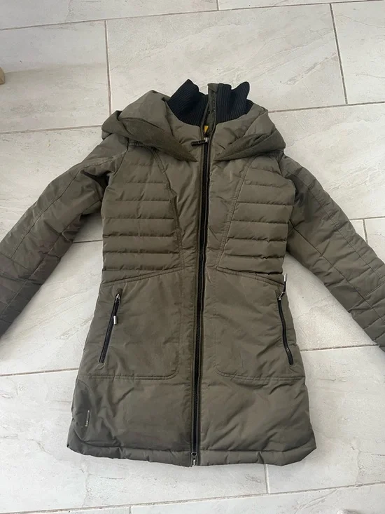 Winter jacket - Picture 1 of 4